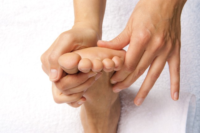 Fußmassage Fußreflexzonenmassage Fußmassage Fußreflexzonenmassage