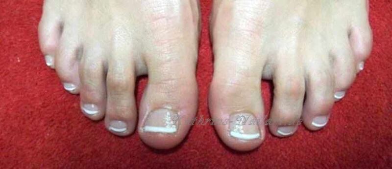 Frenchfootnails-White